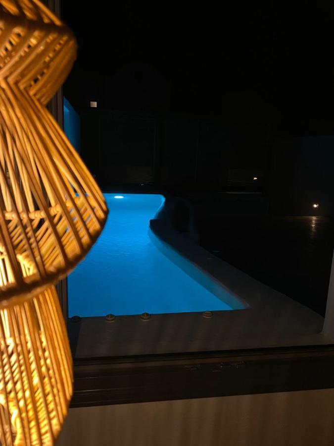 Filira Suites Perissa  Exteriör bild