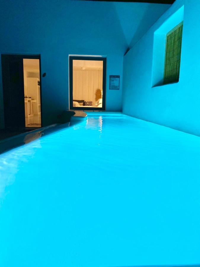 Filira Suites Perissa  Exteriör bild