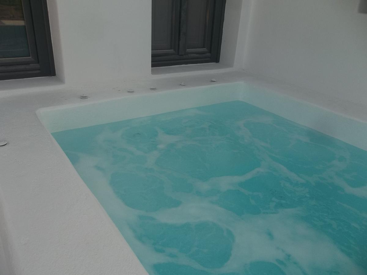 Filira Suites Perissa  Exteriör bild